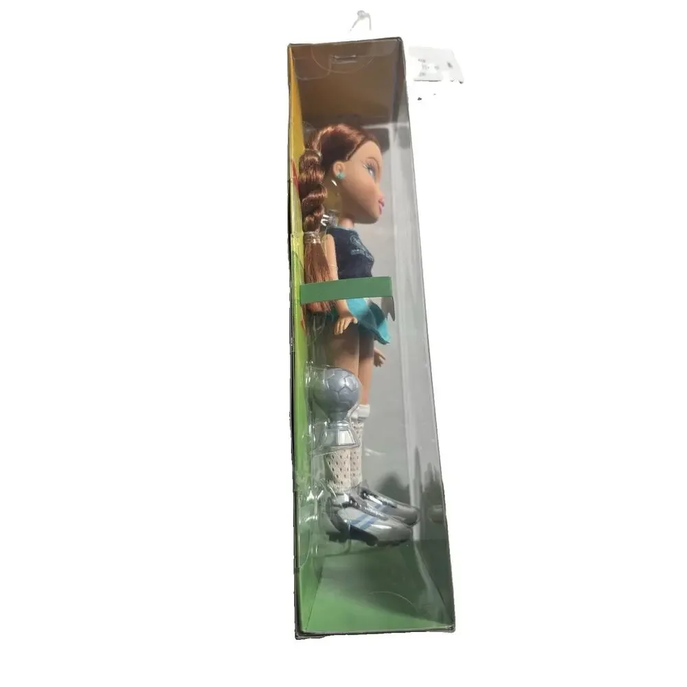 Bratz Play Sportz Roxxi Soccer Doll with Ball & Trophy Accessories